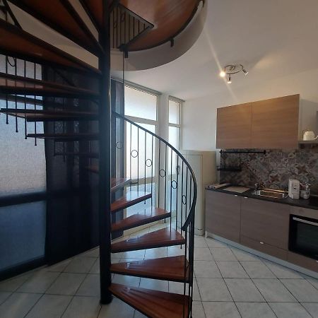 شقة Terrazza Delle Rose نيتّونو المظهر الخارجي الصورة